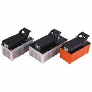 Air-/hydraulic pump - 700 Bar - 2,3 L tank