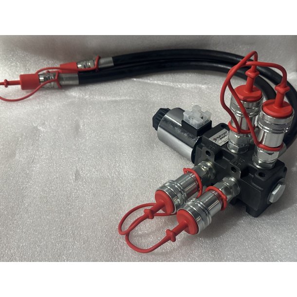 6/2 Eletric diverter valve 24V - with quick couplings